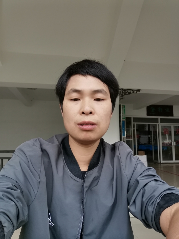 刘志强的第一张照片--昭通中老年相亲网